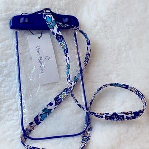 🆕 Vera Bradley Waterproof Phone Pouch + Lanyard —Lisbon Medallion Cool pattern